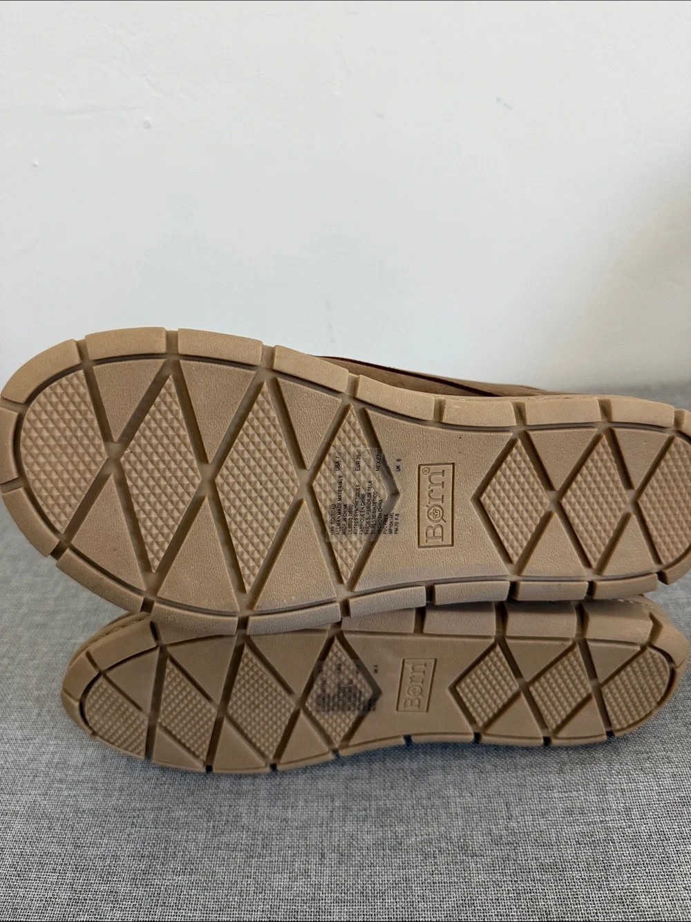 Born Men's Tan Suede Han Soledad Chukka Lace-Up Boots